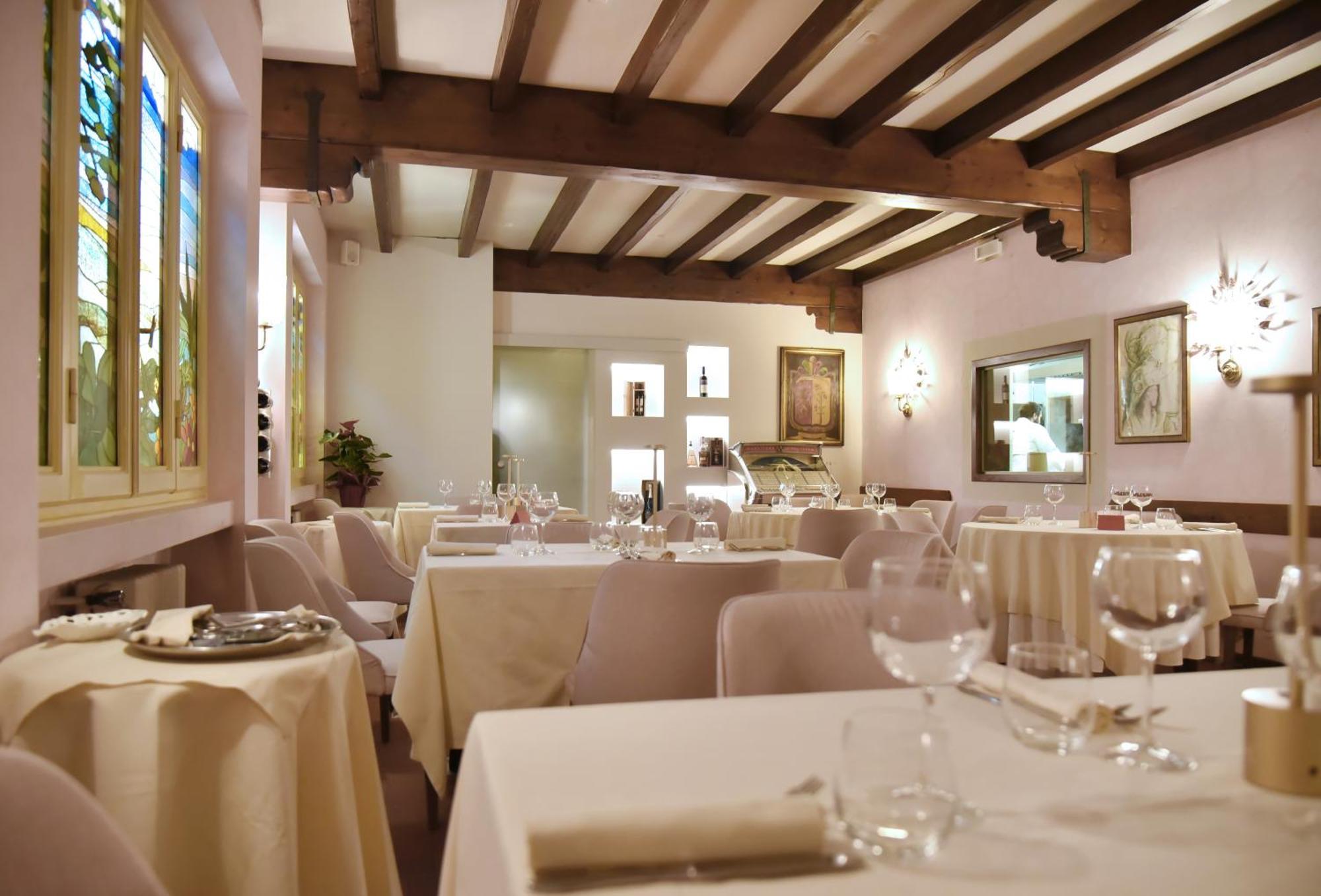 Al Borgo Bed & Breakfast Лука Екстериор снимка