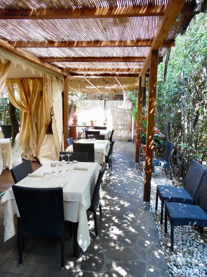 Al Borgo Bed & Breakfast Лука Екстериор снимка