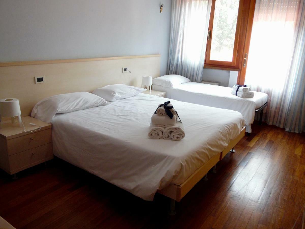 Al Borgo Bed & Breakfast Лука Екстериор снимка